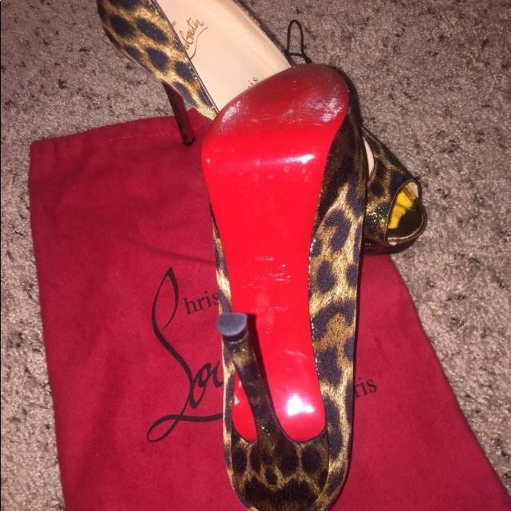 Red bottoms authentic - Picture 3 of 3